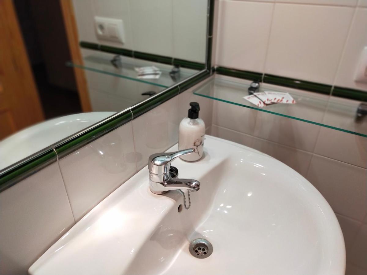 Apartamento Avenida del Parque Cazorla Exterior foto